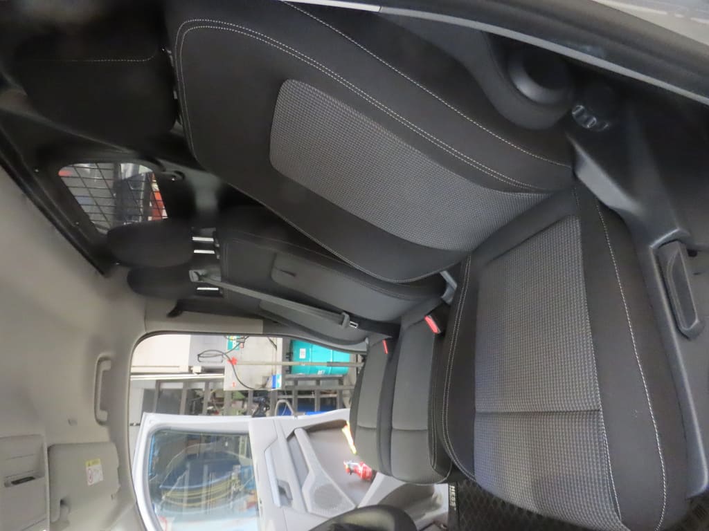 Sitzbank VW Transporter/ Ford Costumer-Occasion