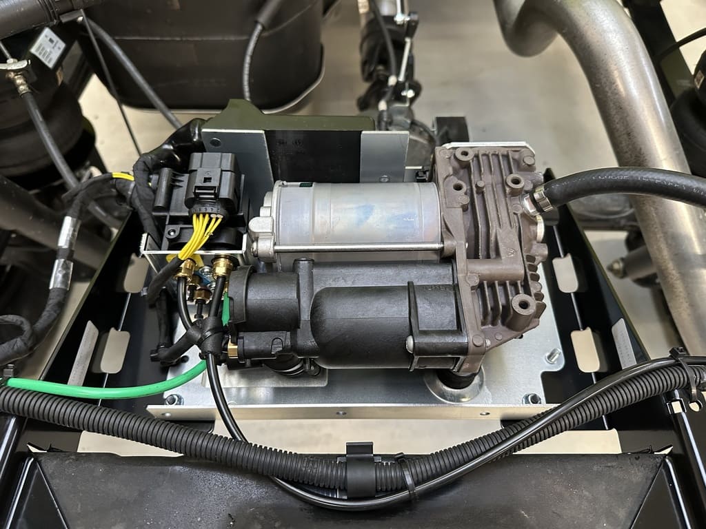 VB-LA R ISUZU D-MAX 2021