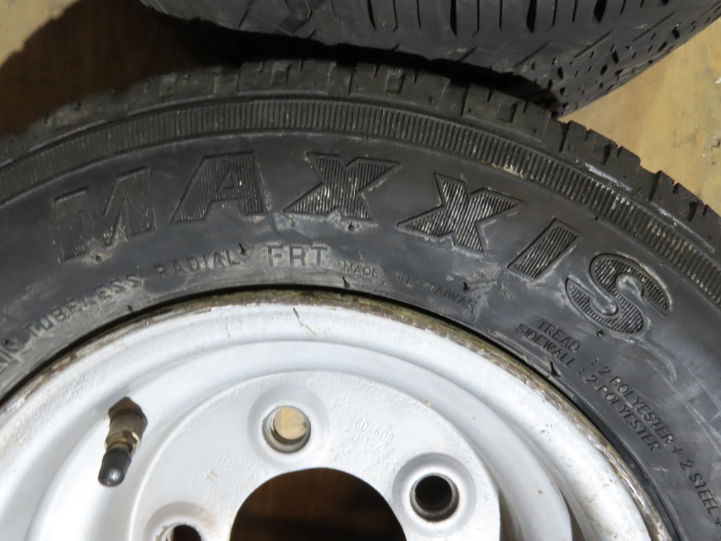 2x Sommerreifen Anhänger Maxxis Security