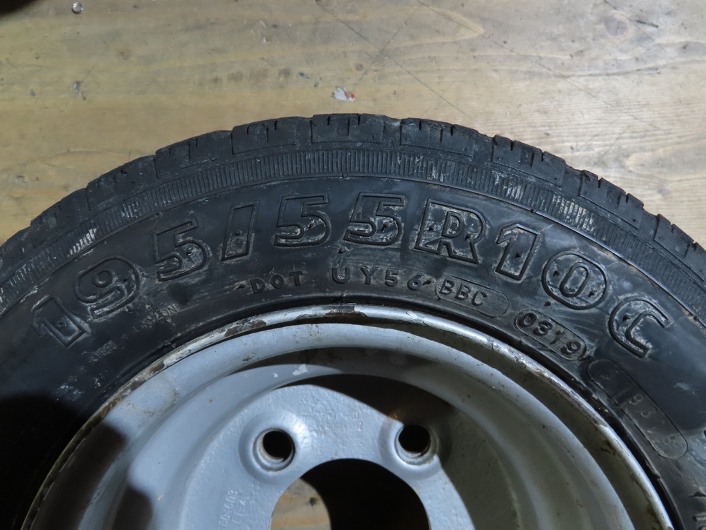 2x Sommerreifen Anhänger Maxxis Security