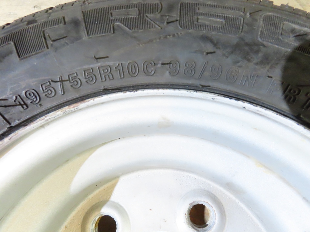 2x Sommerreifen Anhänger Maxxis Security