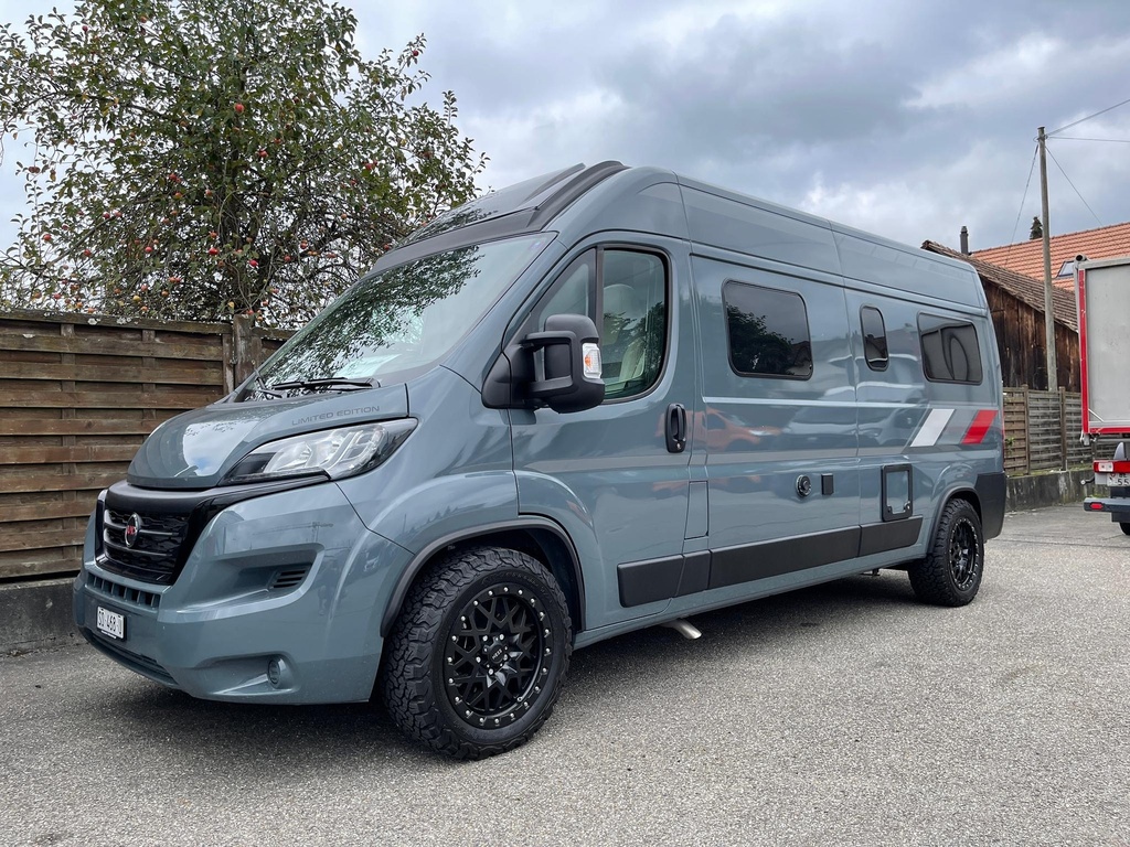 HESS H62, 18 Zoll, Savage Cross X1 Black, Alufelge für Fiat Ducato, Citroen Jumper, Peugeot Boxer