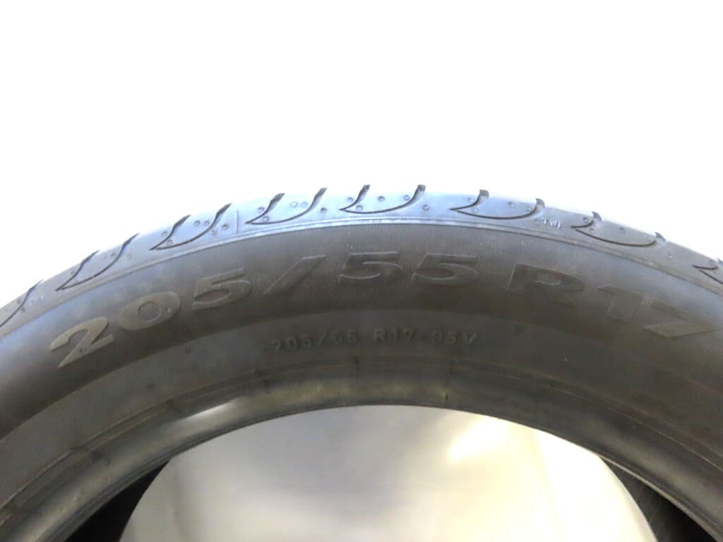 2x Reifen Pirelli Powergy
