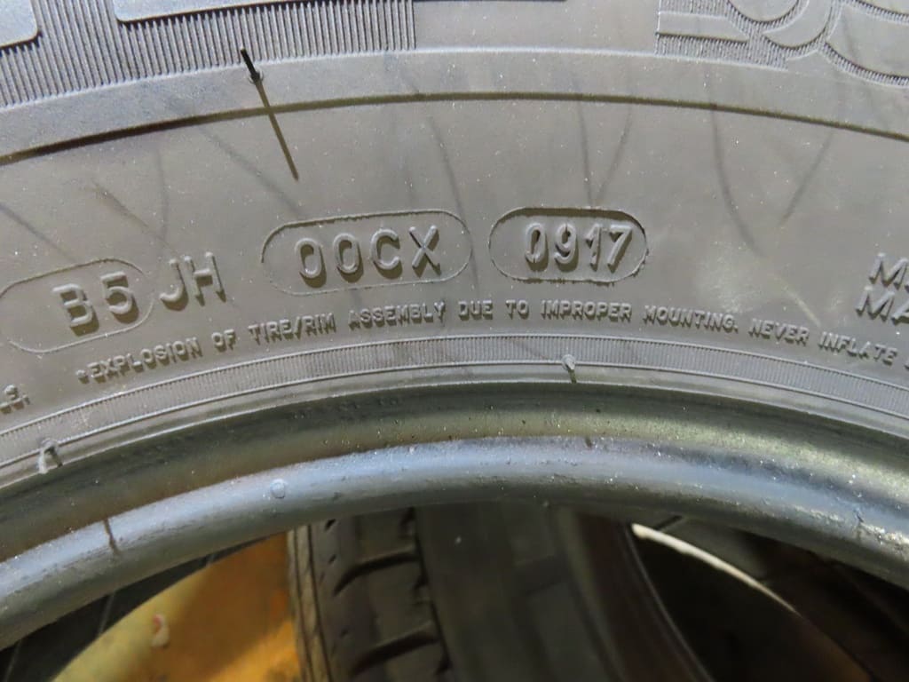 Reifensatz Michelin Agilis (Sommer)-Occasion