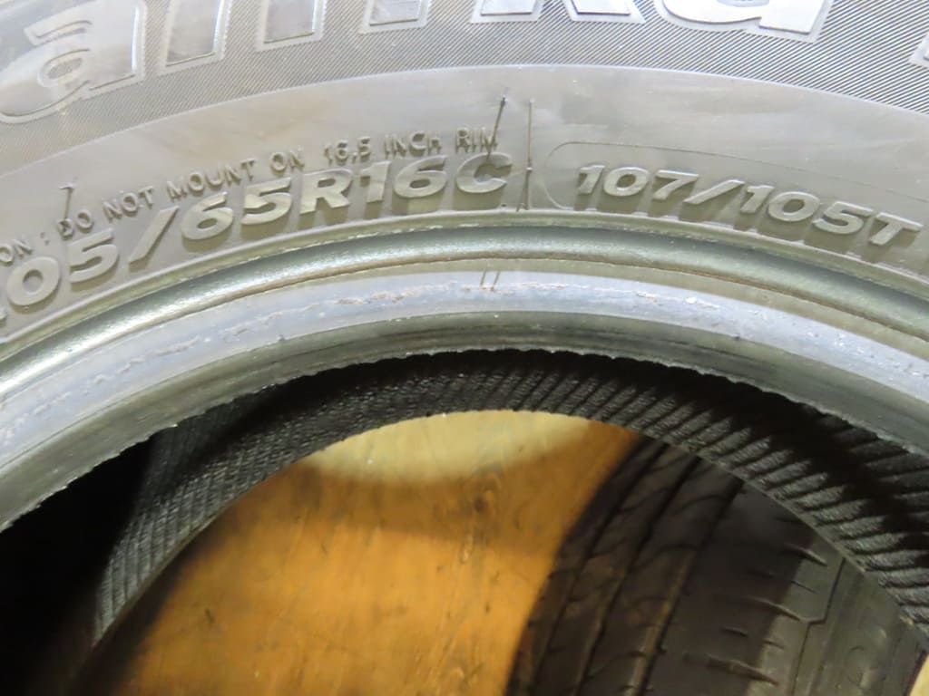 2 Räder Hankook Vantra LT – Occasion