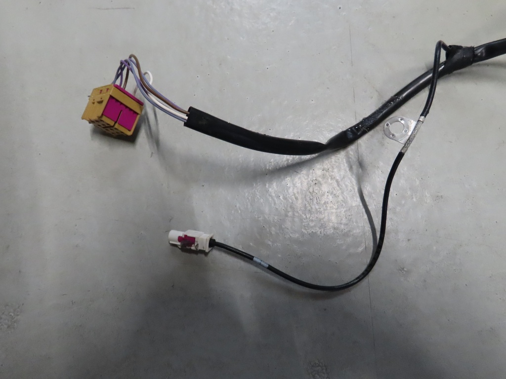 Spiegelhalterung VW T5/T6 (Fahrerseite)