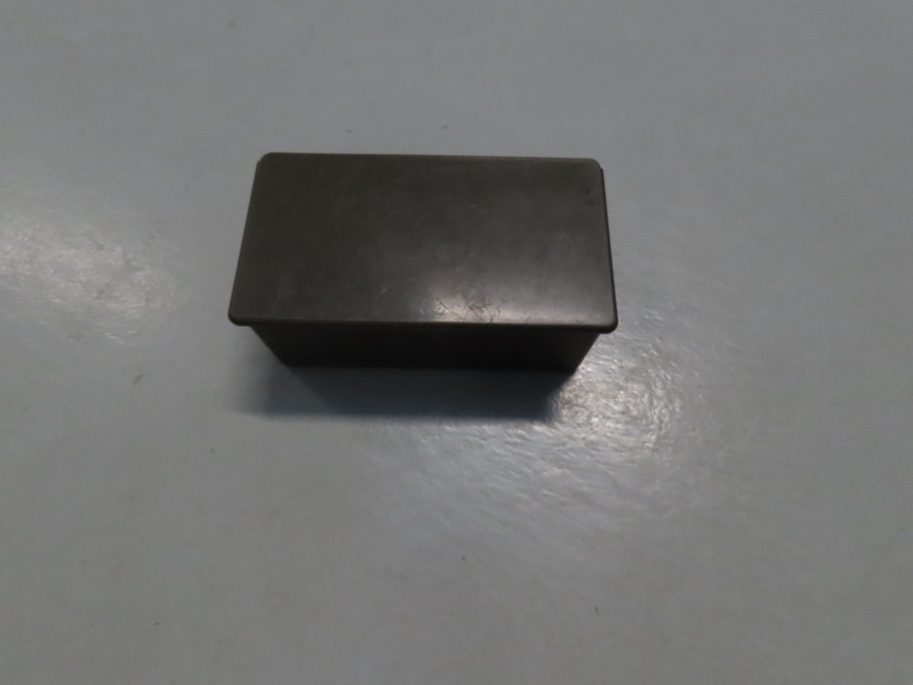 Armee-Box mit Glühbirnen und Sicherungen – Occasion