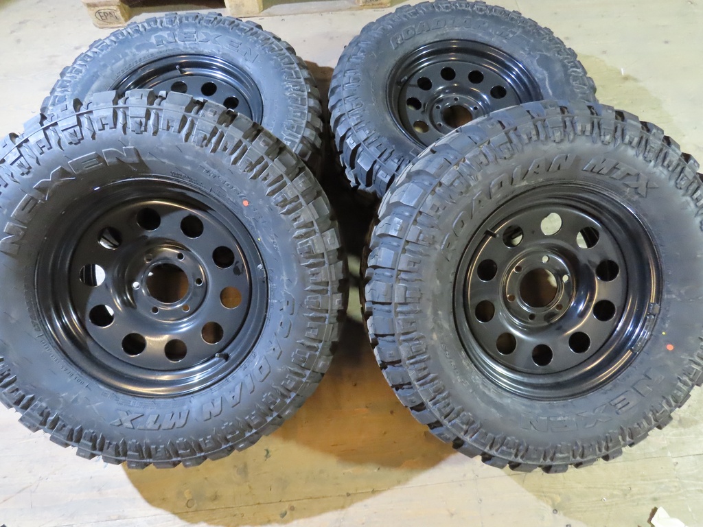 Radsatz Nexen Roadian MTX 305/65R17 für VW Amarok ab 2022- Occasion (Hess)